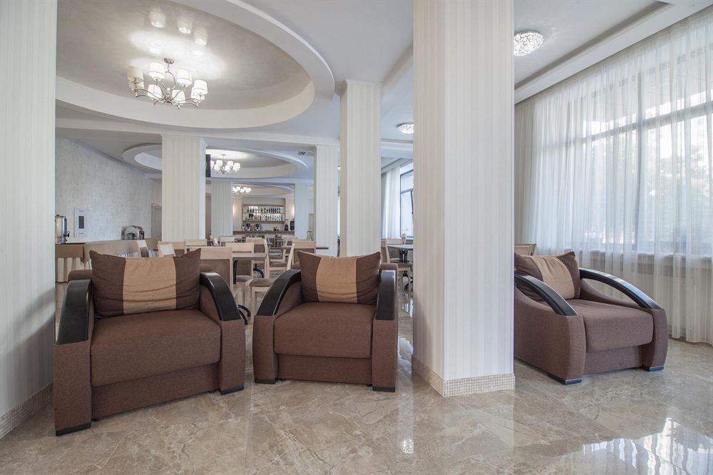 Arcadia Hotel Odessa Buitenkant foto