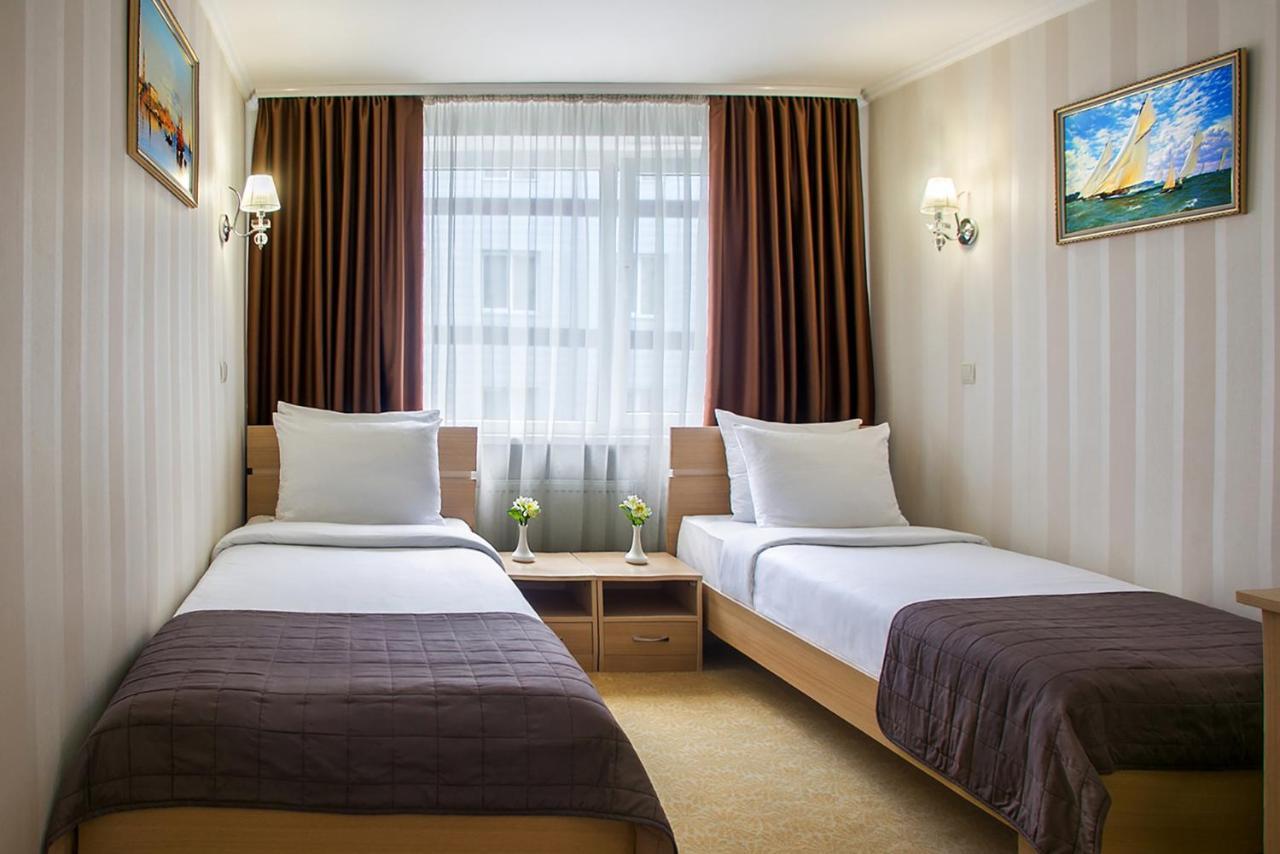 Arcadia Hotel Odessa Buitenkant foto